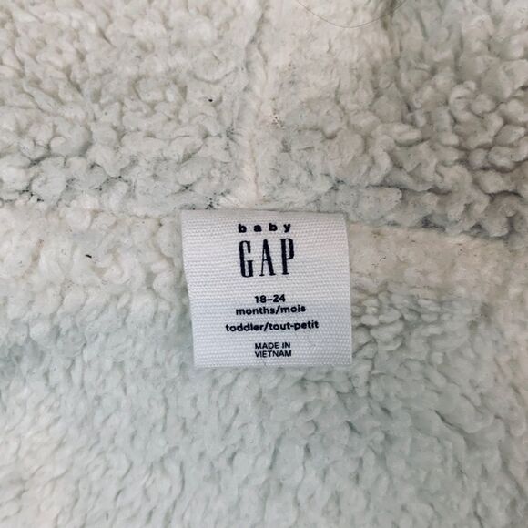 Gap Fleece-Lined Sweater 🧥 - Picture 4 of 4